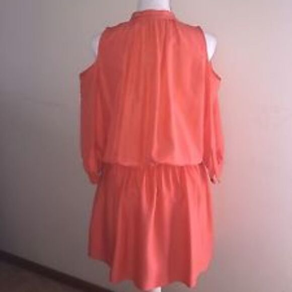 NWT! Nicole Miller Artelier Cold Shoulder Dress - Picture 4 of 5